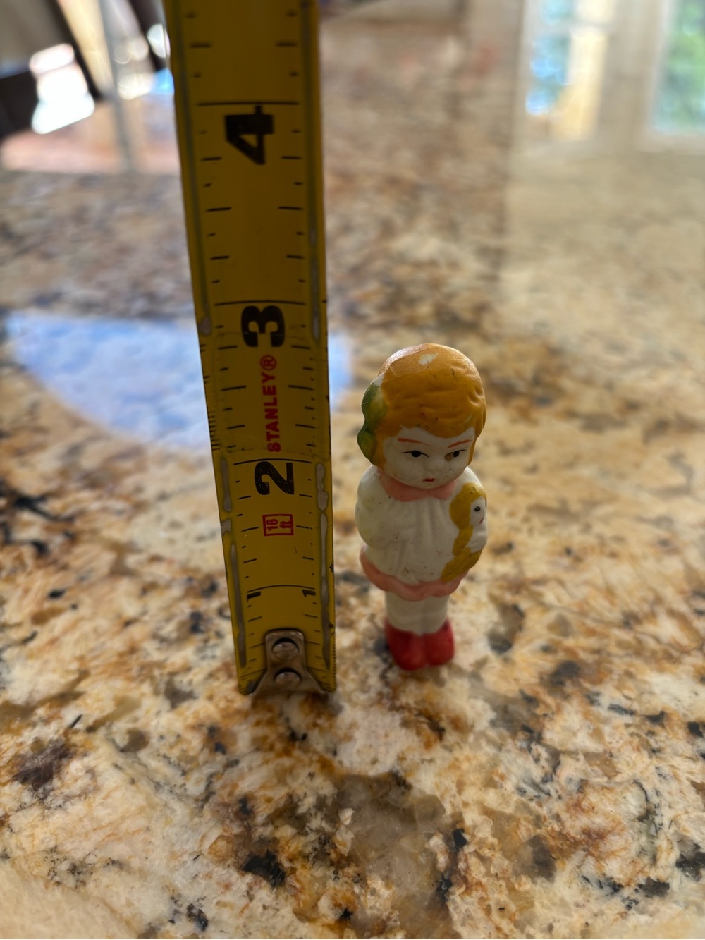 Vintage Japan Porcelain Girl Figurine - Picture 6 of 10